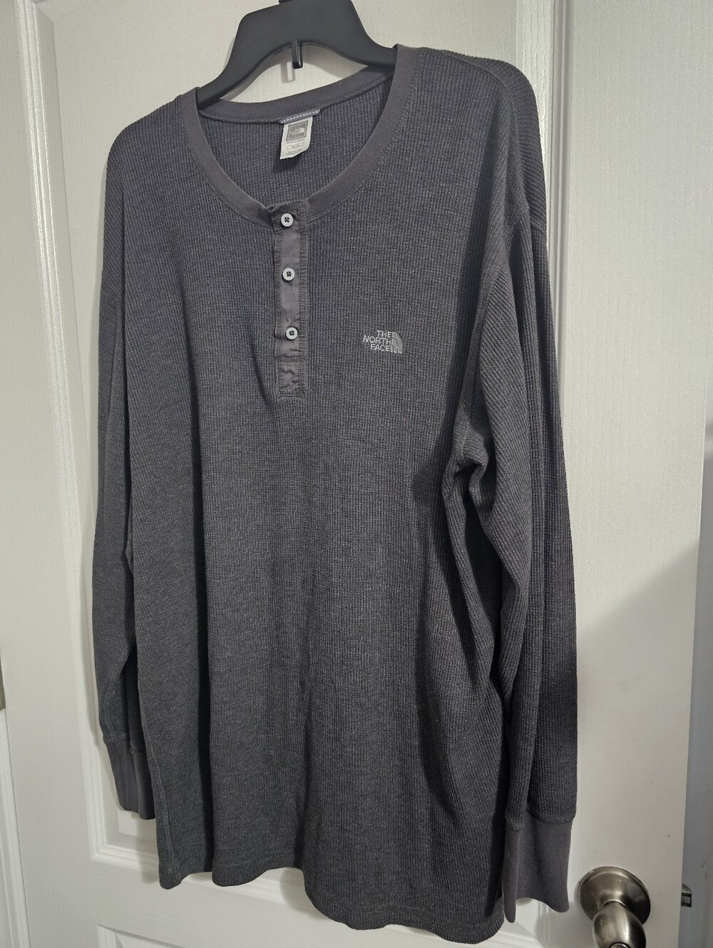 The North Face Men's Dark Charcoal Waffle Henley Long Sleeve Shirt. XL